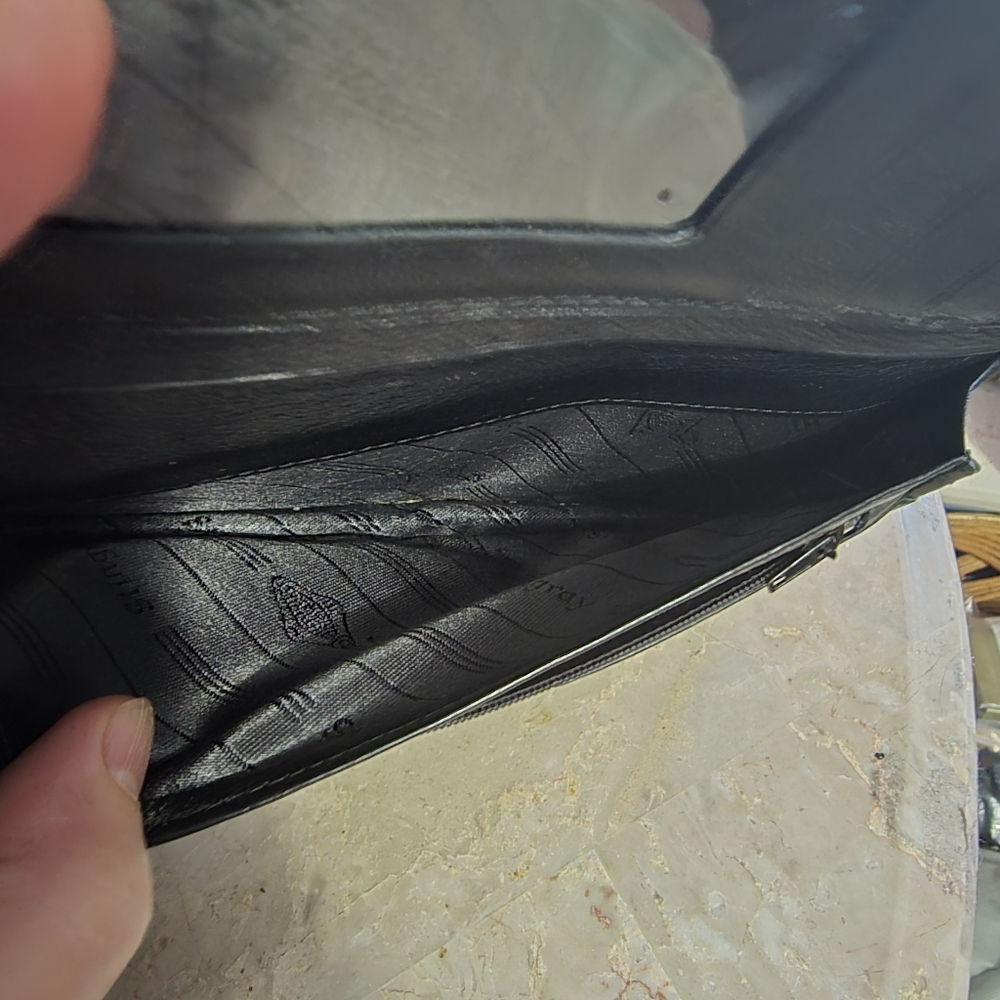 Stingray Leather Black and Cream Tri-Panel Long Wallet - Picture 11 of 14